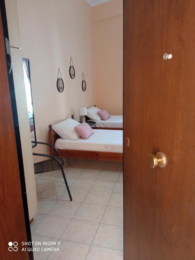 פאטרה Home מראה חיצוני תמונה